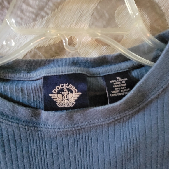 Men's Shirt - Picture 2 of 2